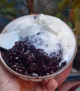 Hình ảnh Sữa chua nếp cẩm