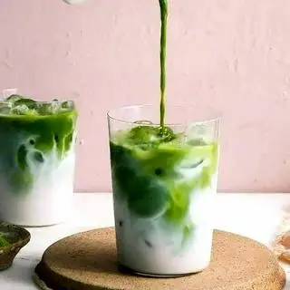 Hình ảnh Sữa tươi trà xanh đá