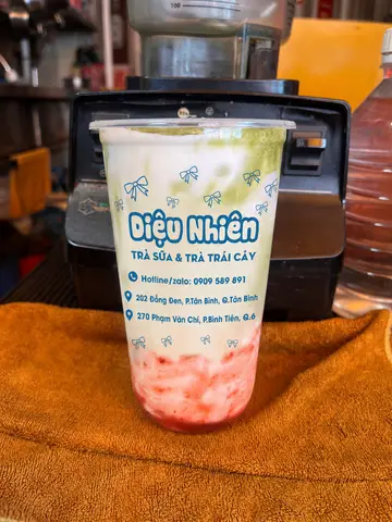 Hình ảnh Matcha latte dâu