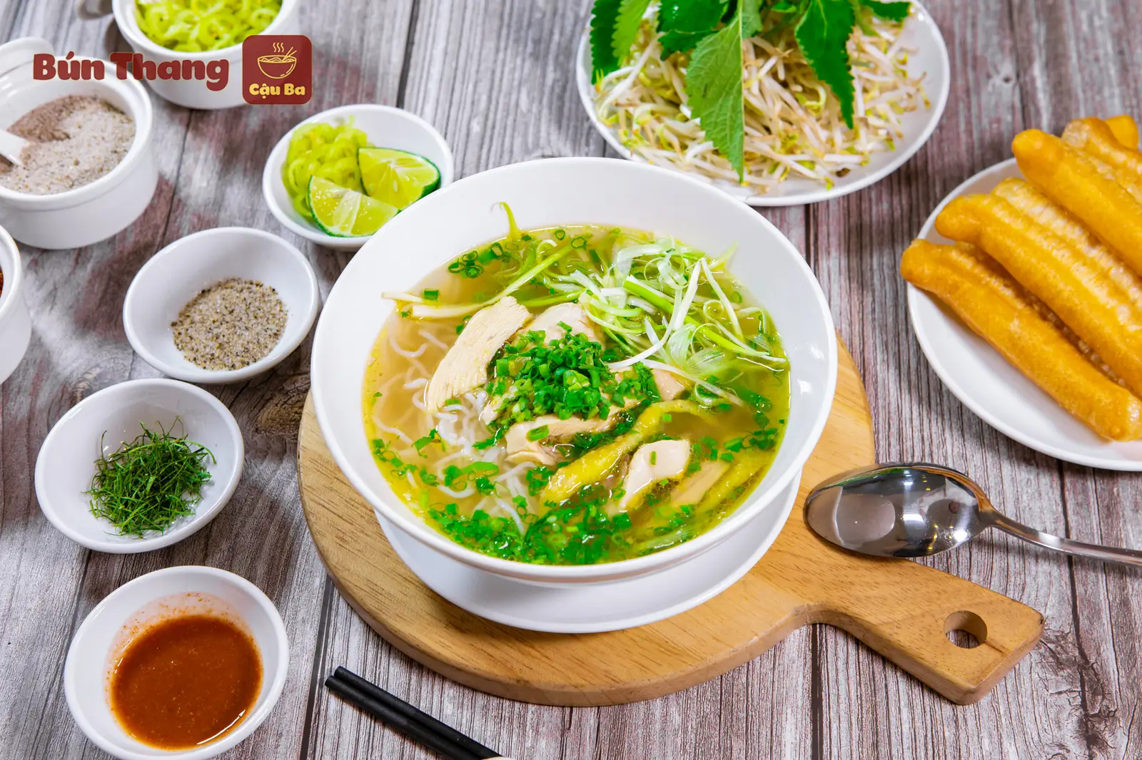 Hình ảnh Bún gà đùi