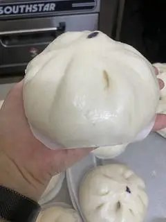 Hình ảnh hộp 4 bánh bao truyền thống