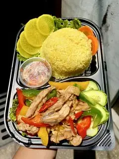 Hình ảnh cơm gà xào xả ớt