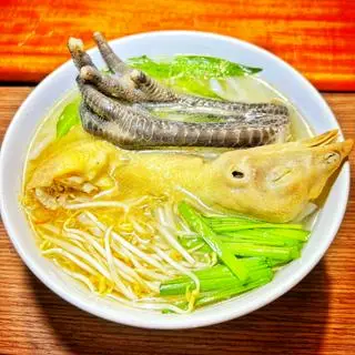 Hình ảnh Bánh Canh + đầu cồ chân gà ta