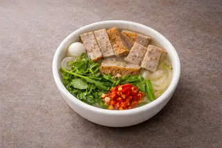 Hình ảnh Bánh canh chả cá - trứng cút