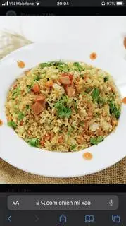 Hình ảnh cơm chiên trứng ốp La 
