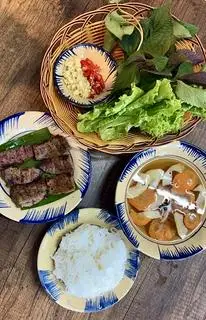 Hình ảnh Bún thịt nạc nọng nướng