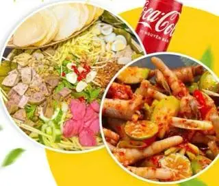 Hình ảnh combo tré trộn thập cẩm vừa + chân gà rút xương sốt thái (tặng bánh phồng và coca)