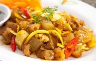 Hình ảnh Gân bò xào sa tế 