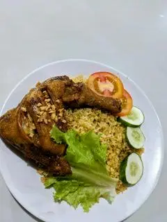 Hình ảnh Cơm gà xối mỡ