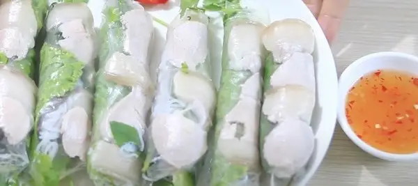 Hình ảnh Gỏi Cuốn Thịt, kèm nước chấm nhà làm siêu ngon