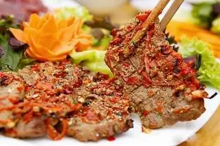 Hình ảnh Bò nướng muối ớt