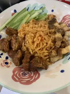 Hình ảnh Mì Trộn Thịt Nướng, Tóp Mỡ