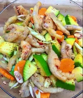 Hình ảnh Chân gà sả tắc