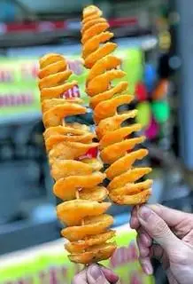 Hình ảnh Combo 2 cây Khoai tay lốc xoáy 