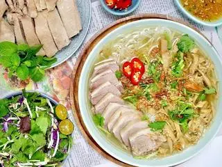 Hình ảnh Bún măng vịt đặc biệt