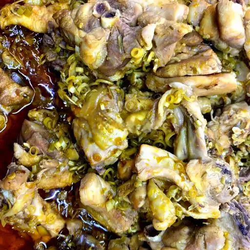 Hình ảnh CƠM GÀ KHO SẢ ỚT 