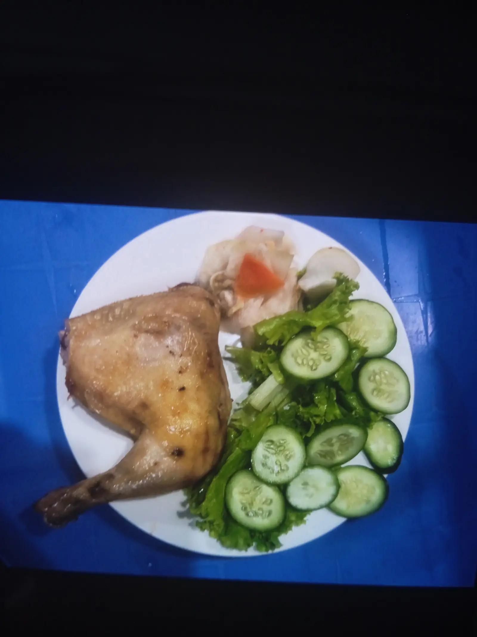 Hình ảnh Cơm đặt biệt xối mỡ  và soup