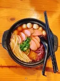 Hình ảnh Mì cay cá viên xúc xích 