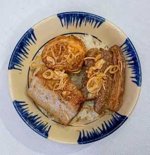 Hình ảnh Xôi trắng + Thịt kho + Trứng kho + Chả mỡ kho