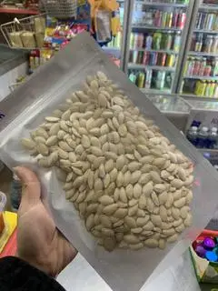 Hình ảnh Hạt bí mẩy to