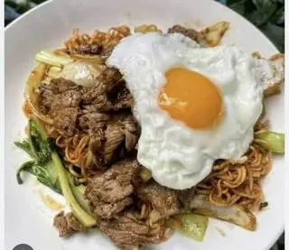 Hình ảnh Mì xào bò trứng 