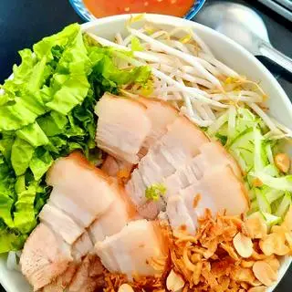 Hình ảnh Bún Mắm Nêm Thịt Ba Chỉ