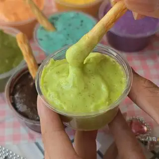 Hình ảnh Bánh Que Chấm Hạt Dẻ Cười ( Thơm - Béo - Bùi )