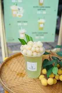Hình ảnh Nước Long Nhãn Xanh Lá Dứa Hạt Sen size Đại (1L)
