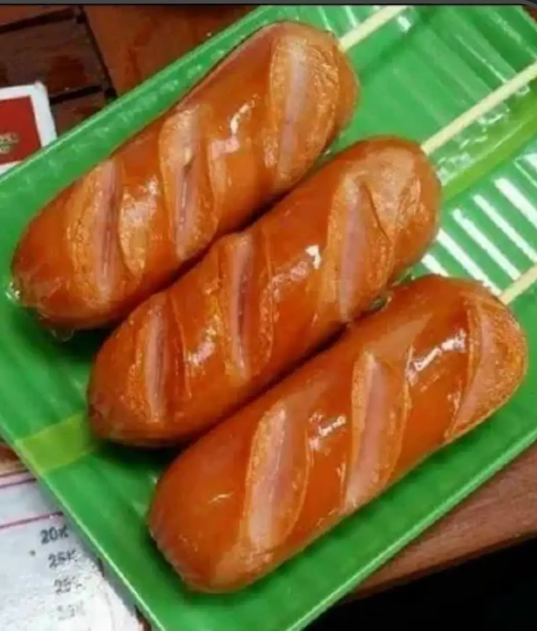 Hình ảnh xúc xích thêm