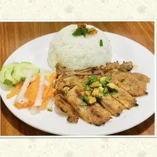 Hình ảnh Cơm Tấm Sườn Nướng