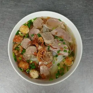 Hình ảnh Hủ Tiếu Mì Nạt Bò Viên