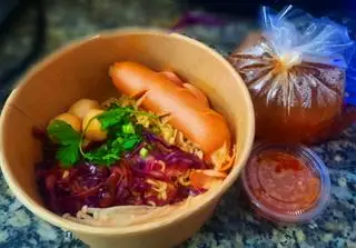 Hình ảnh Mì cay xúc xích