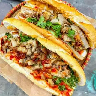 Hình ảnh Bánh mì heo quay
