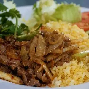Hình ảnh Cơm bò xào thái (cay)