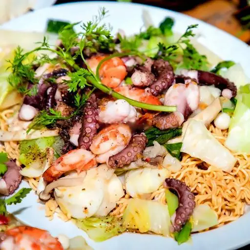 Hình ảnh Mì gói xào hải sản