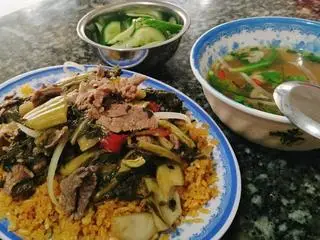 Hình ảnh cơm chiên dưa bò