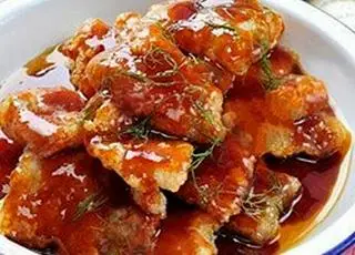 Hình ảnh cơm chả cá chua ngọt