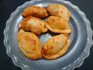 Hình ảnh Sủi cảo nhân thịt chiên