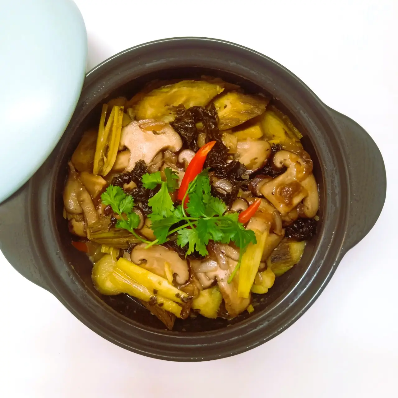 Hình ảnh Nấm kho chuối xanh rong biển
