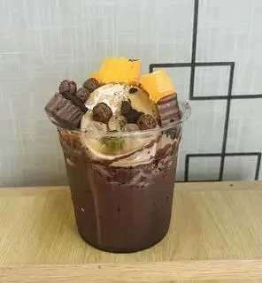 Hình ảnh Milo dầm full topping size L