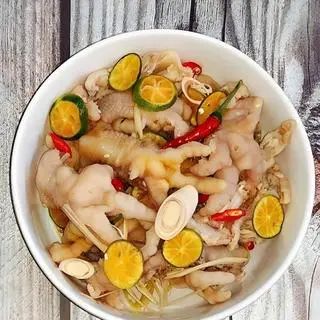 Hình ảnh Chân Gà Rút Xương Sả Tắc 