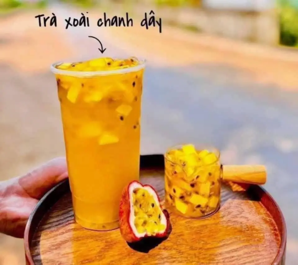 Hình ảnh Trà xoài chanh dây đặc biệt mát lạnh 700ml