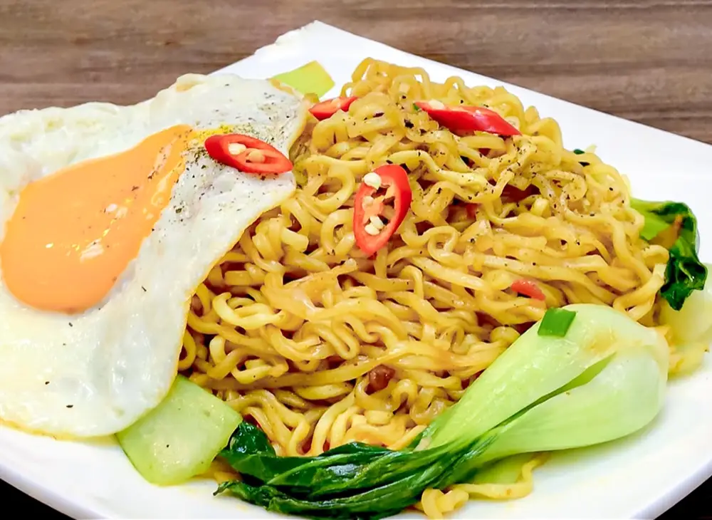 Hình ảnh Mì Trộn Ốp La