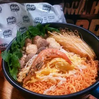 Hình ảnh Mì cay tôm cá viên