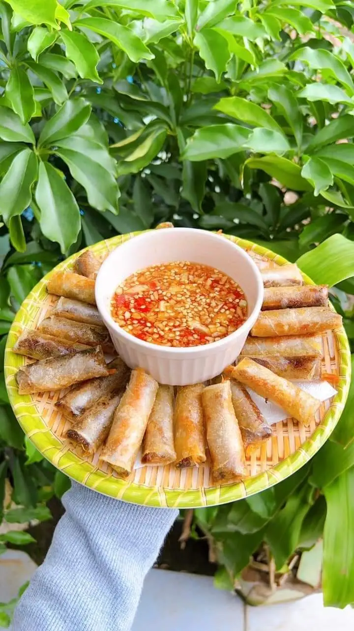 Hình ảnh Mẹt chả ram tôm đất