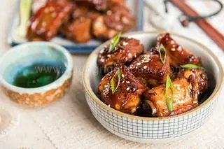 Hình ảnh Cơm Sườn Kho Tiêu 