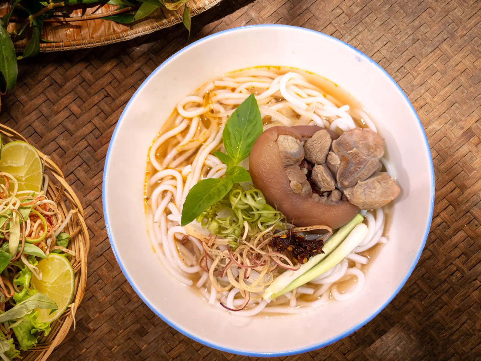 Hình ảnh Bún Bò Giò