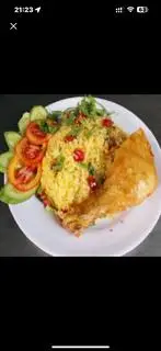 Hình ảnh Cơm đùi gà tỏi sốt mắm tỏi