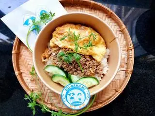 Hình ảnh Xôi Pate + Trứng