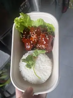 Hình ảnh cơm sườn kinh đô